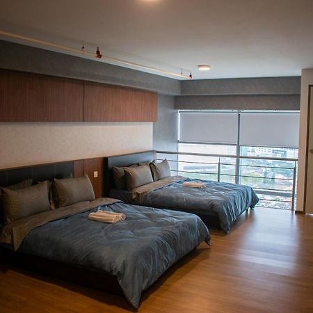 Netflix-Pinnacle Pj, Fantastic City View, 1-6 Guests Designed Duplex Home By Flexihome-My Петалинг Джая Екстериор снимка