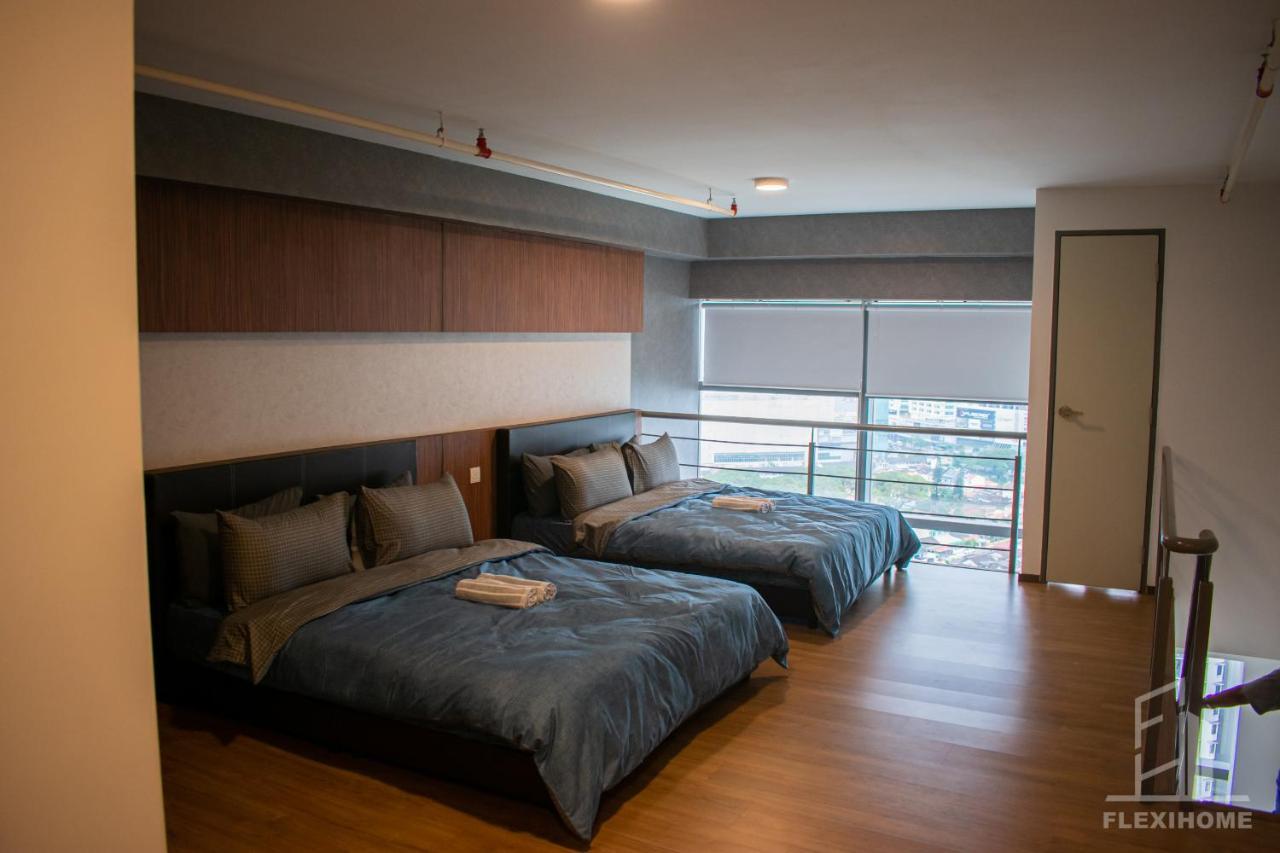 Netflix-Pinnacle Pj, Fantastic City View, 1-6 Guests Designed Duplex Home By Flexihome-My Петалинг Джая Екстериор снимка