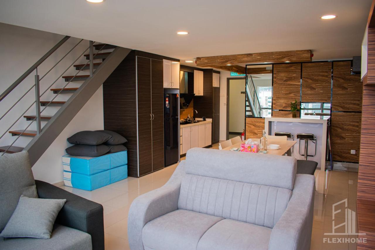 Netflix-Pinnacle Pj, Fantastic City View, 1-6 Guests Designed Duplex Home By Flexihome-My Петалинг Джая Екстериор снимка